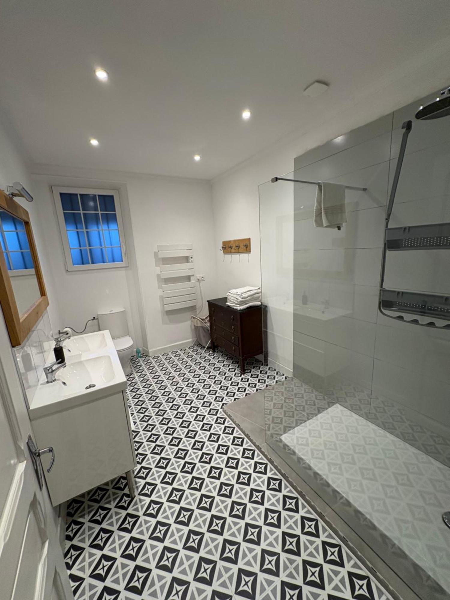 Bel Appartement Avec Vue Hendaya Exterior foto